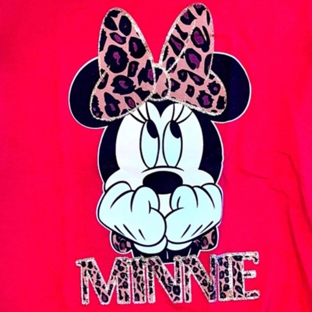 Disney Red Minnie Mouse T-shirt with Gold Glitter Outline. Size Medium